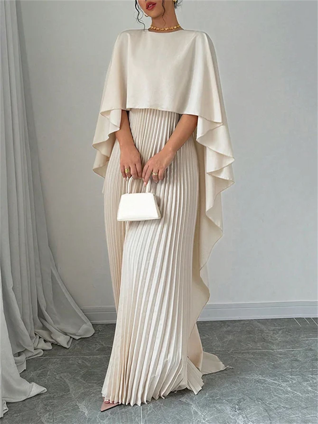 Loose Batwing Sleeve
